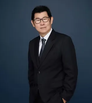 นายเอกพงศ์ โชคชัยวิทัศน์